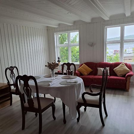 George&K Apartament Ларвик Екстериор снимка
